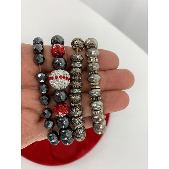Lot of 4 Beaded Bracelets Black Glass Faceted Beads and Metal Imprint Beads 0619 - Picture 5 of 5